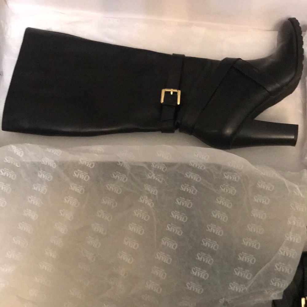 Boots - Picture 5 of 6